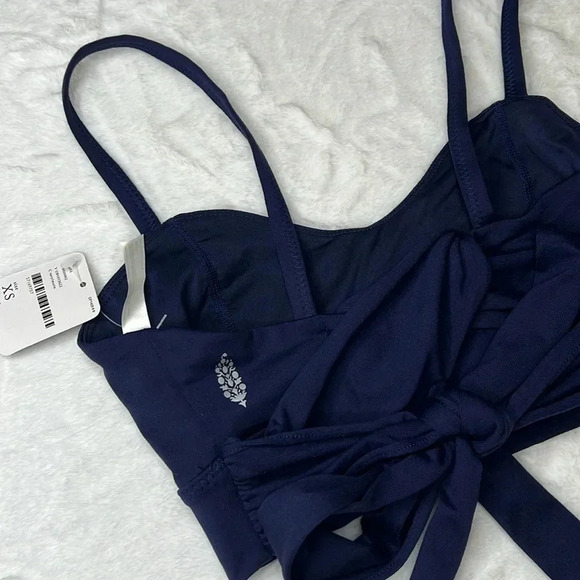 Free People Movement High Bar Bra Size XS Navy - Picture 4 of 8